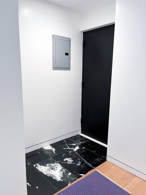 New Cozy Modern Minimalist Stay In Brooklyn At Rem-Casa 纽约 外观 照片